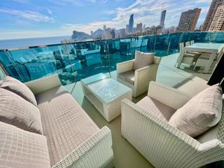 Affitto Piccolo appartamento in Playa Poniente. Espectacular apartamento con vistas al mar en la playa poniente