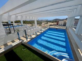 Haus in Balcón de Finestrat-Terra Marina. Atico con piscina privada