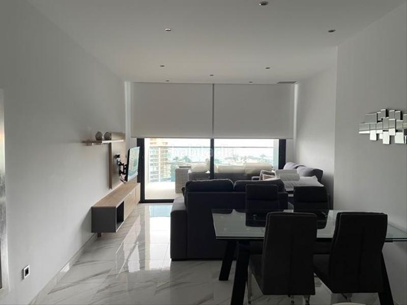 Foto a1ce6f96-5cdc-4564-bc53-683d5b09bc0f. Lloguer apartament amb piscina a Playa Poniente Benidorm