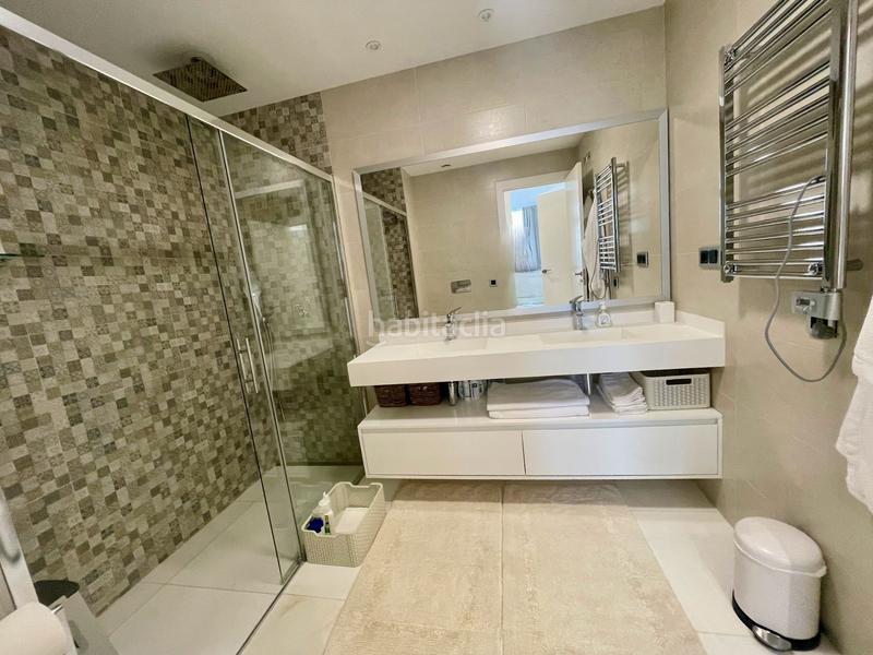 Foto f2a679c8-57ea-42ca-befd-a8fd30b79c56. Dachwohnung mit heizung pool in Playa Poniente Benidorm