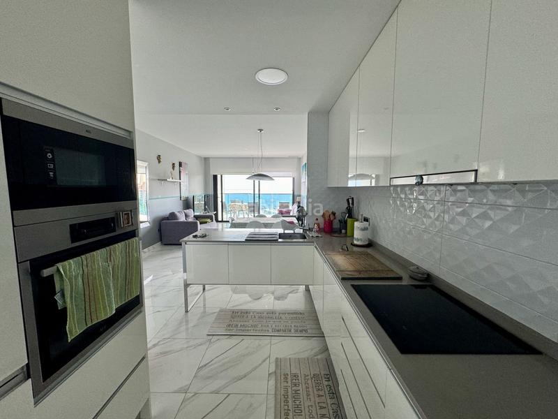 Foto f80a0300-cb7d-43d8-8315-06b3d8633c11. Appartement mit pool in Playa Poniente Benidorm