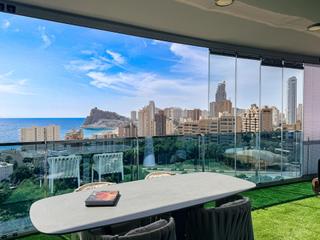 Piccolo appartamento in Playa Poniente. Espectacular apartamento con vistas al mar en la playa poniente