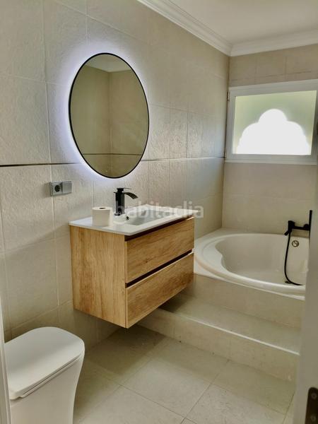 Foto 480a0687-2e16-4991-a621-54185d40a42c. Casa amb calefacció aparcament piscina a El Montgó Dénia