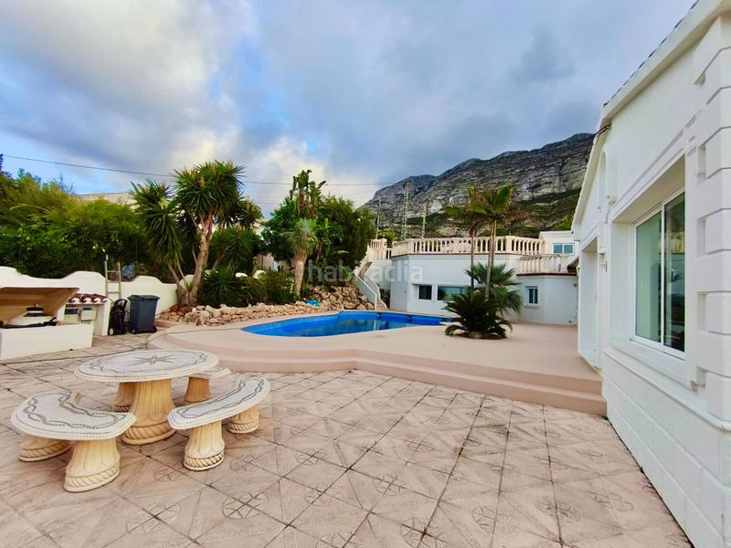 Foto 49c8e8a9-97bc-44e9-abcd-c2de23a5e3eb. Casa amb calefacció aparcament piscina a El Montgó Dénia