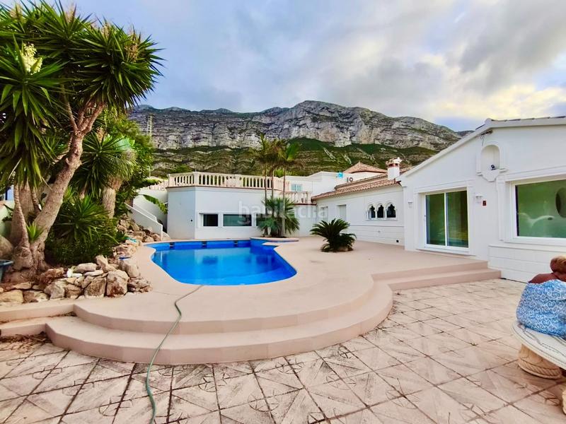 Foto 57d515d5-2ac1-4a90-af33-64e05d8abc9c. Casa amb calefacció aparcament piscina a El Montgó Dénia
