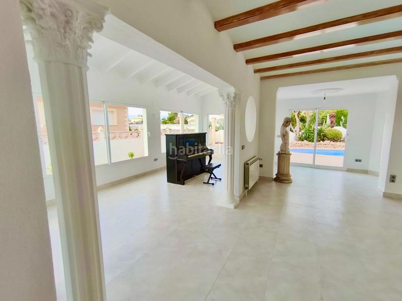 Foto 64d84548-b75f-4e4f-81f3-271685db7ce4. Casa amb calefacció aparcament piscina a El Montgó Dénia