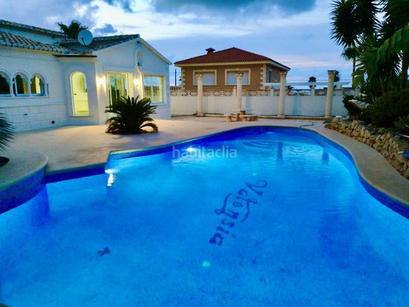 Foto a4da6439-4d00-4d6b-bd95-2c094d794265. Casa amb calefacció aparcament piscina a El Montgó Dénia