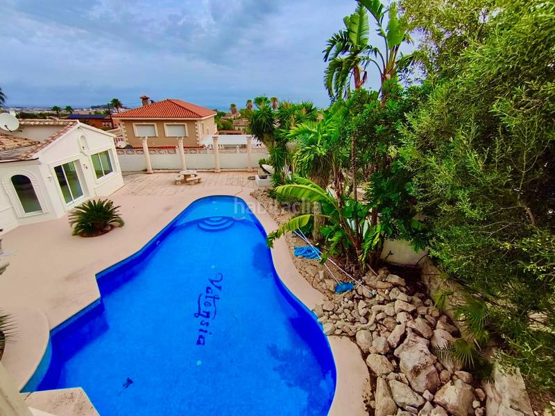 Foto bed46666-3492-4346-83a3-646915dd39bd. Casa amb calefacció aparcament piscina a El Montgó Dénia