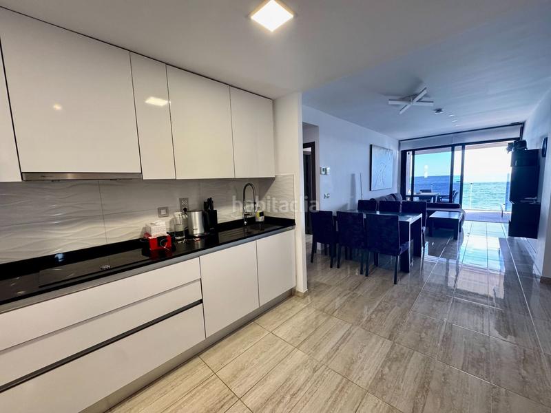 Foto c8d9b778-1603-446c-9d15-6862d41a93e3. Apartment with heating pool in Playa Poniente Benidorm