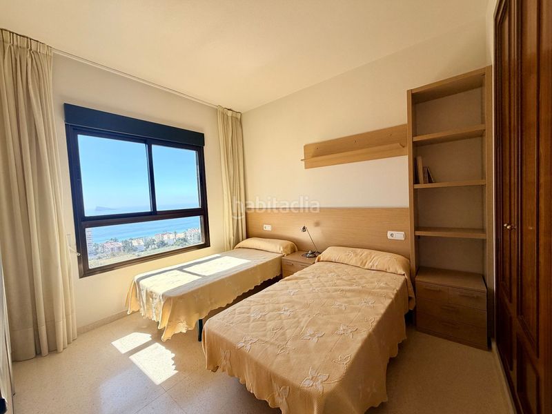 Foto b0f8decc-2207-45a8-ba36-5ea50c07a674. Apartament amb piscina a Playa Poniente Benidorm