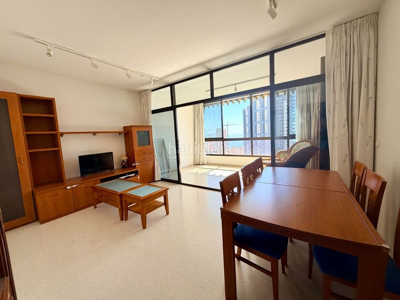 Foto e70c22af-0964-4ea4-aac1-8806ab3bdf5d. Apartament amb piscina a Playa Poniente Benidorm