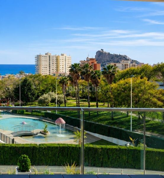 Foto 12e01261-64fb-4c1c-ae25-02834ee2843c. Apartament amb calefacció piscina a Playa Poniente Benidorm