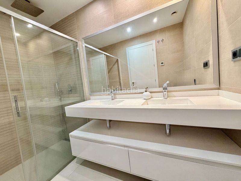 Foto 39741f7b-b297-46e8-9fea-1d8c44198a0b. Apartament amb calefacció piscina a Playa Poniente Benidorm