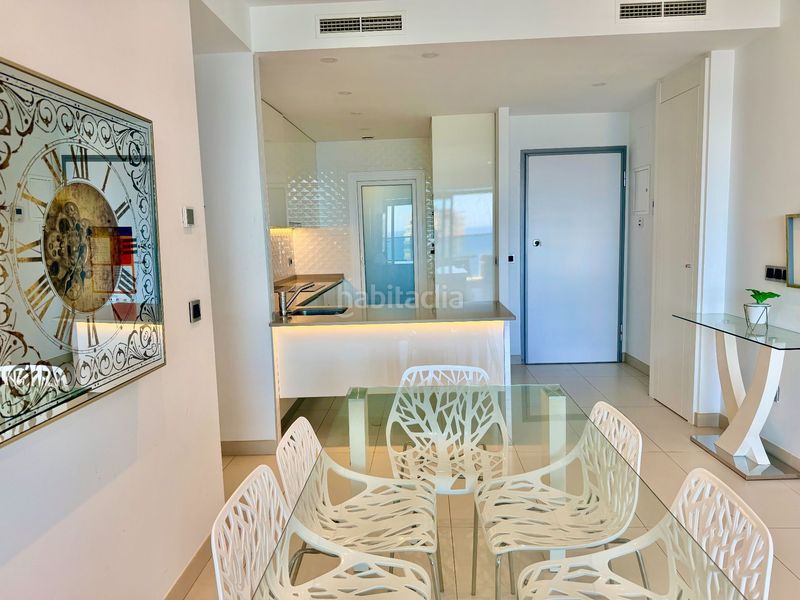Foto 464f8b62-7bab-4b02-8289-8bef5cb92167. Apartament amb calefacció piscina a Playa Poniente Benidorm