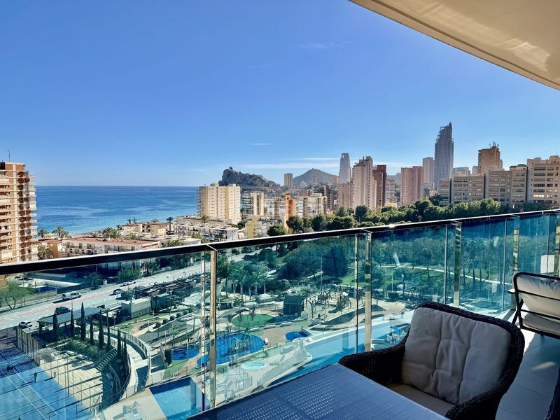 Foto 81333dc0-d09a-4dbc-ab4e-7cd56e4c0ef7. Apartament amb calefacció piscina a Playa Poniente Benidorm