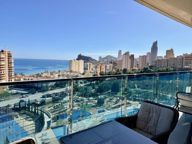 Foto e3664060-cb9b-400b-b8bc-9ed322f899d1. Apartament amb calefacció piscina a Playa Poniente Benidorm