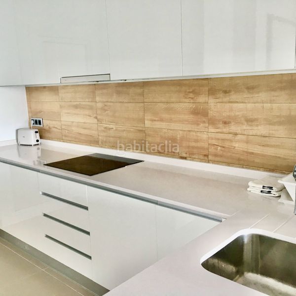 Foto 5662fe4f-0fca-47ad-b54f-291898521054. Location appartement avec piscine dans Playa Poniente Benidorm