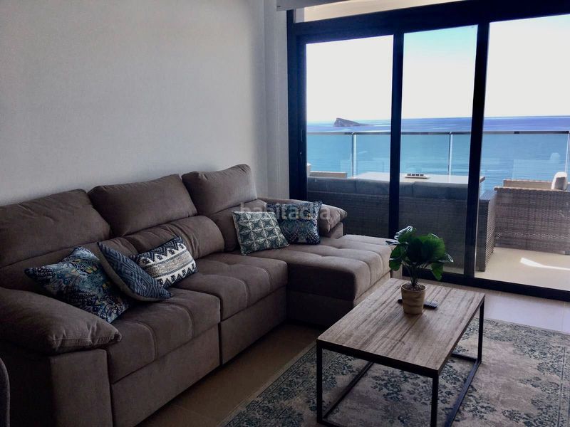 Foto bb3d0bef-c55a-4824-8aa9-3633cbd80517. Location appartement avec piscine dans Playa Poniente Benidorm