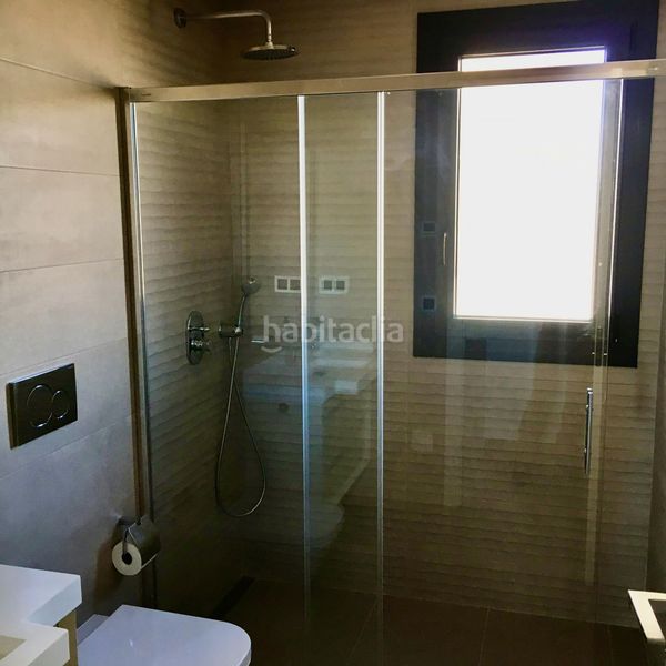 Foto cb353884-cfca-4ee0-971a-6452d1c6bbbf. Location appartement avec piscine dans Playa Poniente Benidorm