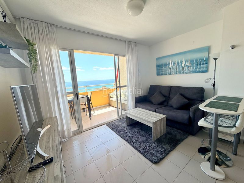 Foto 50d739f8-27cf-4f17-9d15-411ea87ec072. Lloguer apartament amb piscina a Playa Poniente Benidorm