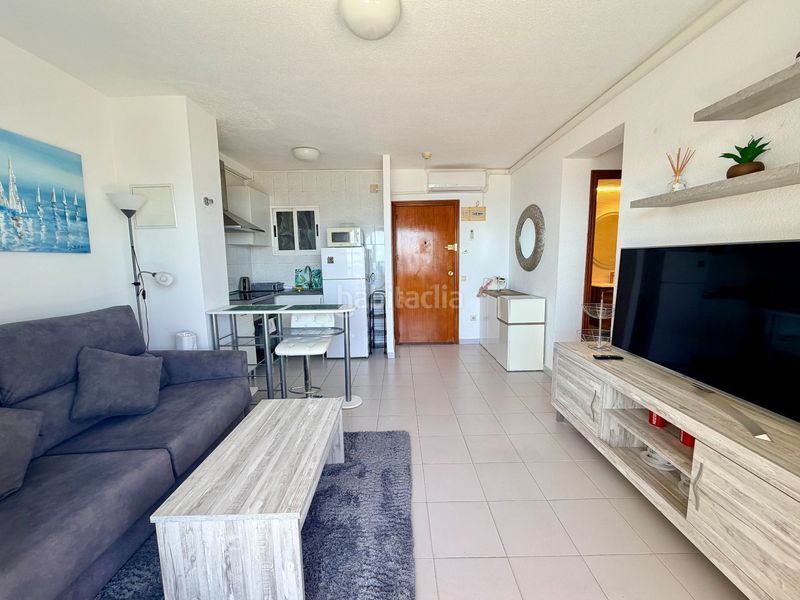 Foto c405f4a4-2978-4388-ac79-89bf5a8006fe. Lloguer apartament amb piscina a Playa Poniente Benidorm