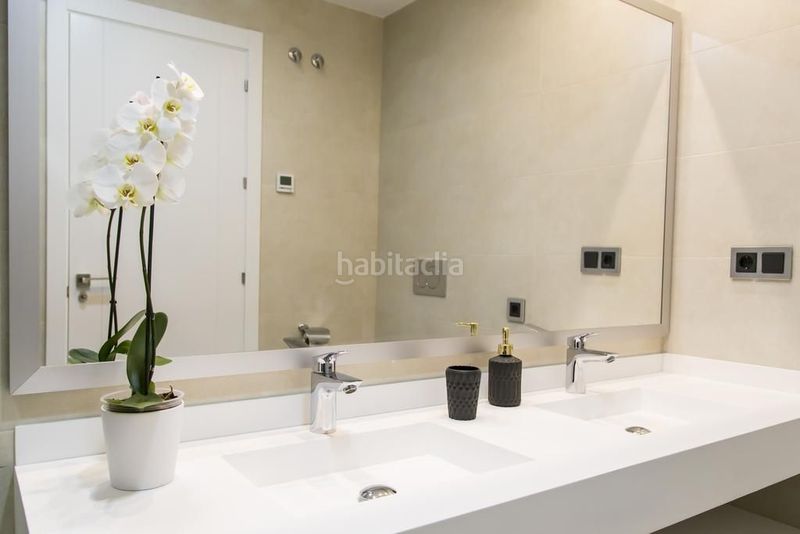 Foto c5f7a688-9fe9-4122-943f-78c6e9cbfaad. Apartament amb calefacció piscina a Playa Poniente Benidorm