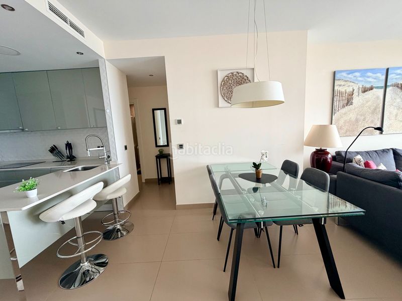 Foto 60413c69-5912-436a-b13d-d35f1288a6c3. Apartament amb calefacció piscina a Playa Poniente Benidorm