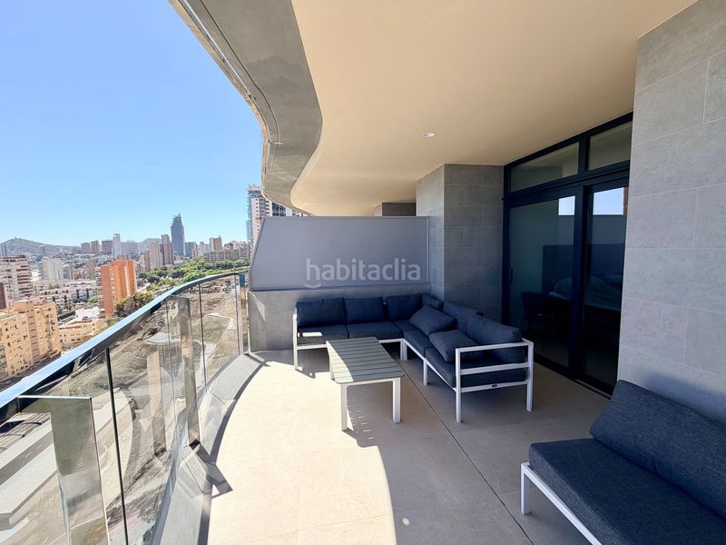 Foto 038eb15d-7e2f-45a6-b858-d2b830298a26. Lloguer apartament amb piscina a Playa Poniente Benidorm