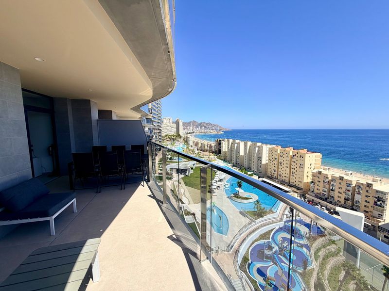 Foto 20c20c40-6d3c-4a10-8874-266479e9150e. Lloguer apartament amb piscina a Playa Poniente Benidorm