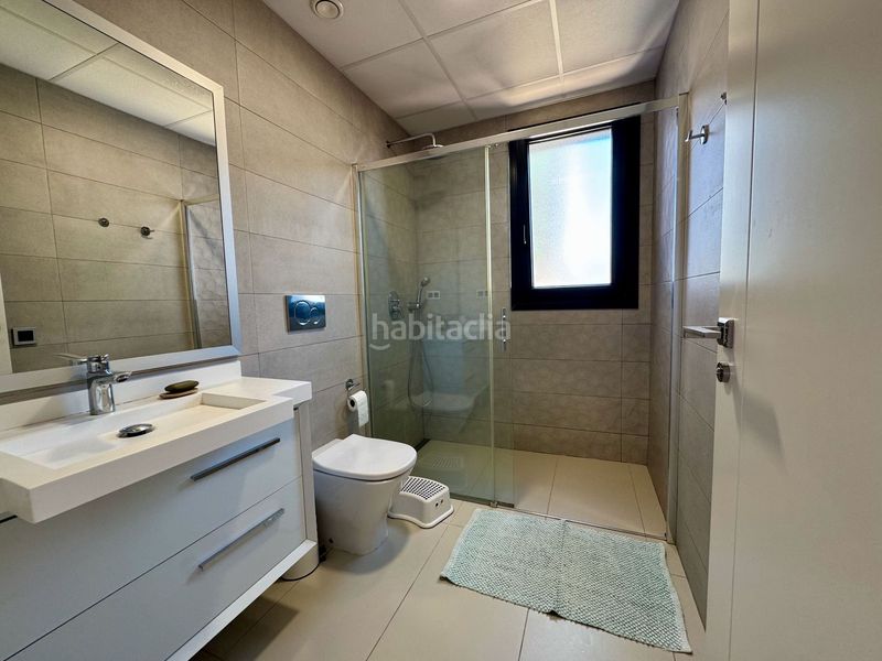Foto aa85ceca-2fa4-4186-95f8-2ac7fa3dbcec. Lloguer apartament amb piscina a Playa Poniente Benidorm