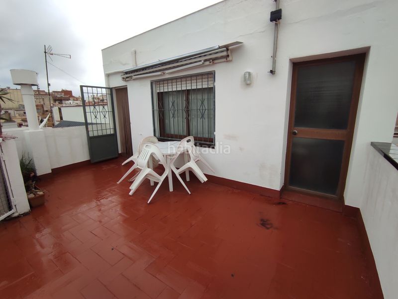 Foto bc6f0bd0-8a05-4997-9500-a64bb29ed1a9. Edifici a Centre La Ràpita