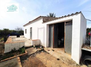 Finca rústica  Carrer del canonge matamoros. En venta finca rústica con naranjos y caseta en alcanar