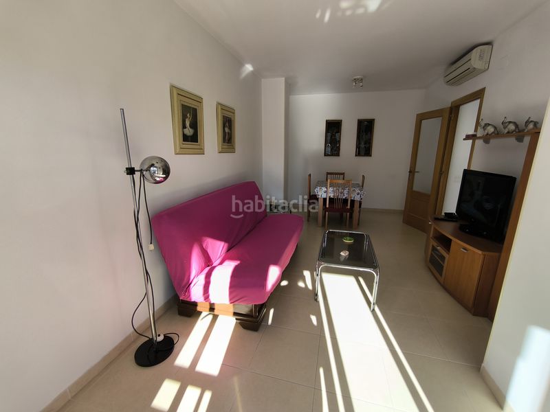 Foto 3a648218-8829-43c1-b0bf-7316ee488e8c. Rent flat in Avinguda Catalunya La Ràpita