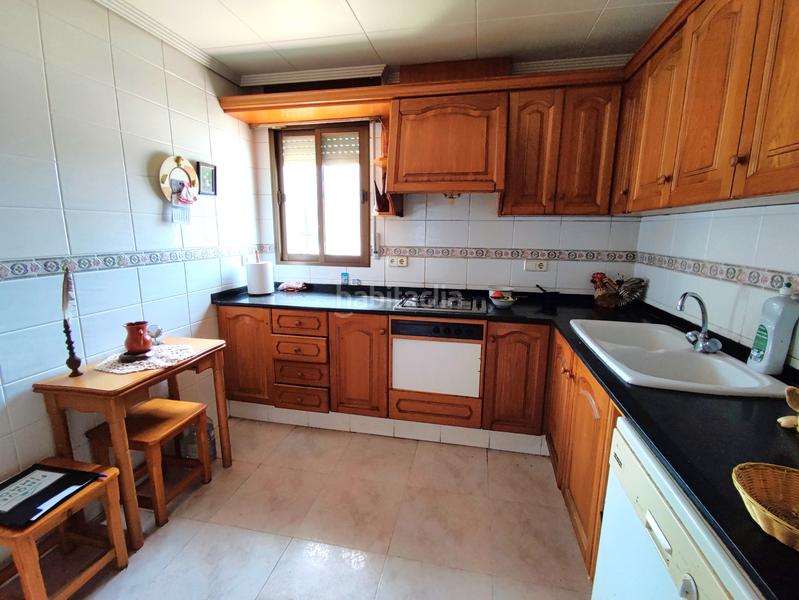 Foto 15edb1aa-2f5f-43f5-9b38-974d5ef8e736. Casa amb aparcament a Nord La Ràpita