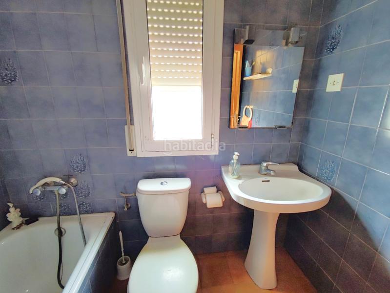 Foto d04badde-8f21-43ab-bee5-b7c40c050d98. Casa amb aparcament a Nord La Ràpita