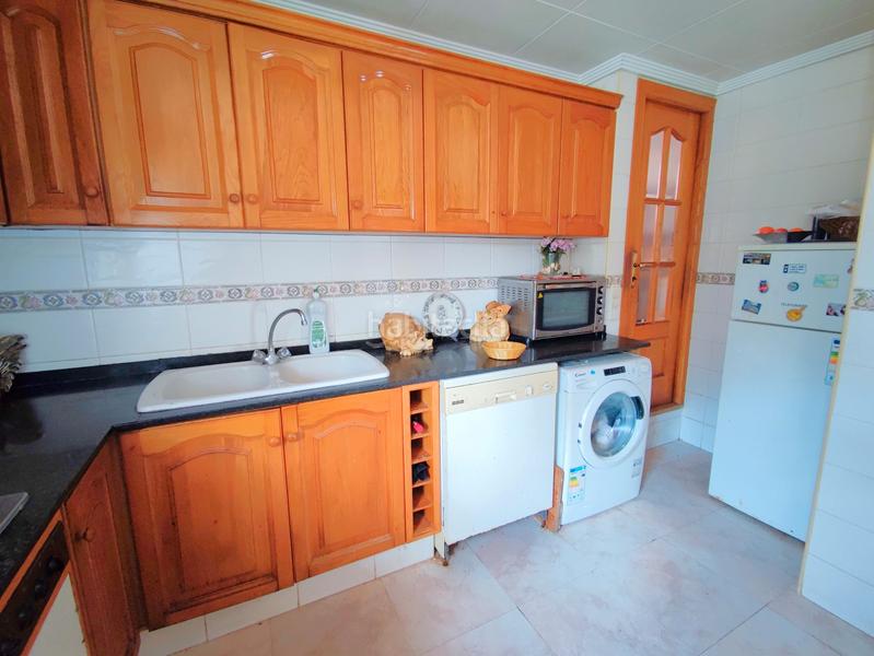 Foto e59e8fae-dacc-4e39-ae15-ebdaceebe239. Casa amb aparcament a Nord La Ràpita