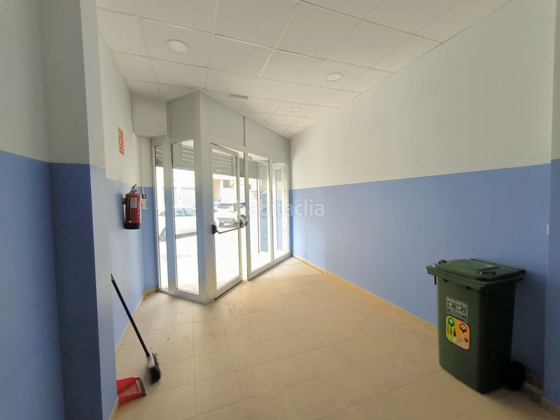 Foto 05f196d7-d66a-4394-b590-0ff8d05fea38. Local comercial a Nord La Ràpita