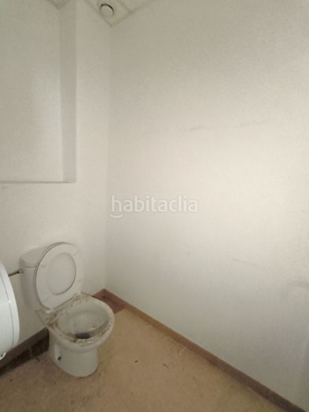 Foto 0a8aa38a-e8ca-4319-988b-707f42efbee4. Local comercial a Nord La Ràpita