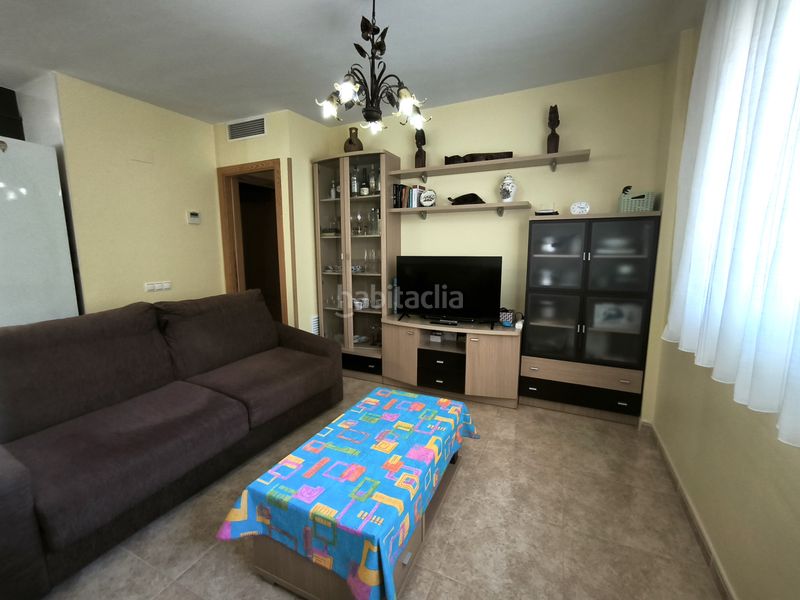 Foto 16a1ca5d-8345-4c00-a285-17bbdc858d3f. Apartament amb aparcament a Avinguda Catalunya La Ràpita
