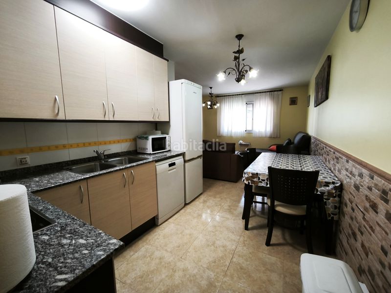 Foto 53abfcf2-ef91-41eb-80c1-313948e60a46. Apartament amb aparcament a Avinguda Catalunya La Ràpita
