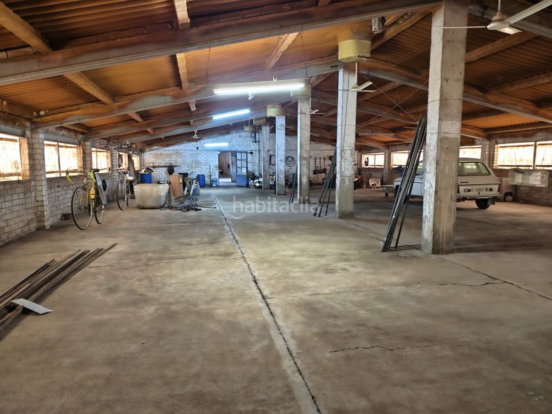 Foto 15b08c17-427f-486f-9e25-e830b4db67ba. Nau industrial a Aldea (L´)