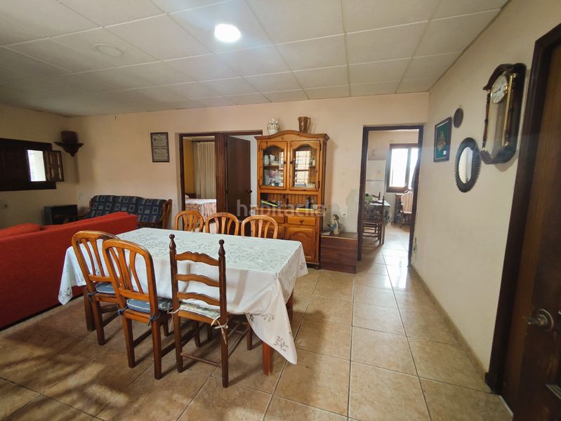 Foto 7eb817e9-3627-421d-b05c-c9dbcaa67820. Masia amb aparcament a Aldea (L´)