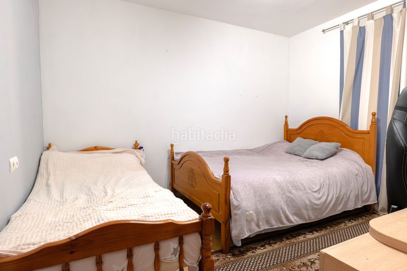 Foto b2aca7e2-bf55-469f-b532-69de410395ff. Pis amb aparcament a Alcanar