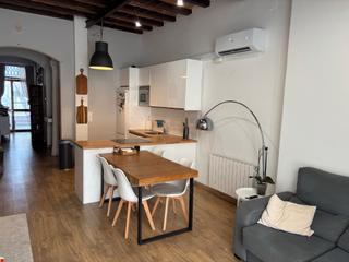 Planta baixa a Ocata. Planta baja  con encanto en casa de pueblo de 2 plantas  situada