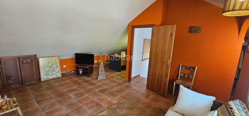 Foto 082d4a7b-c9e7-4e75-a7ed-f12686a2b6d1. Casa adossada amb calefacció piscina a Puerto Deportivo Fuengirola
