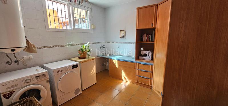 Foto af4927ac-e322-4b40-9684-524dbfce5a47. Casa adossada amb calefacció piscina a Puerto Deportivo Fuengirola