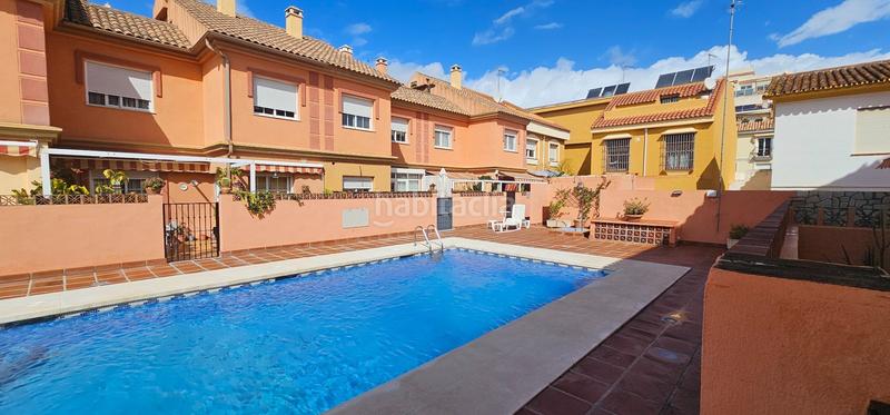 Foto f89feeb4-d76f-4597-9852-43f13e155957. Casa adossada amb calefacció piscina a Puerto Deportivo Fuengirola
