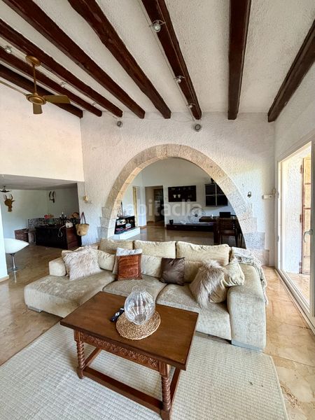 Foto 3cbc8f60-ec49-4fec-81b0-8032016420c4. Casa amb aparcament a Canyelles Lloret de Mar