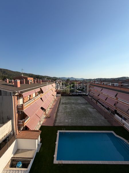 Foto f7a95537-3584-4960-9264-0eaddbfa435c. Dúplex a Roca del Vallès (La)