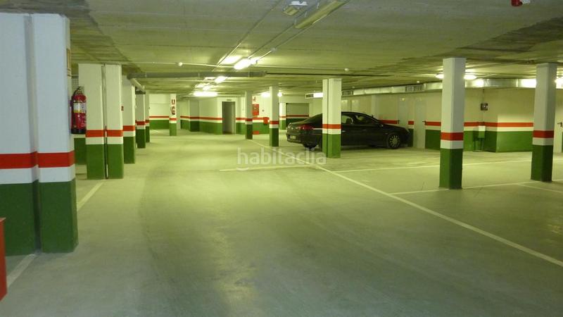 Foto 026ca912-fdd5-4814-80a9-ee0b1462a220. Aparcament cotxe a calle ortiz otáñez 28 a Santoña